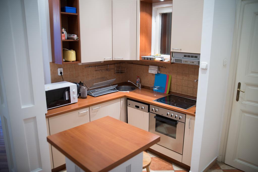 Jokai Ter Apartment Budapest Bagian luar foto