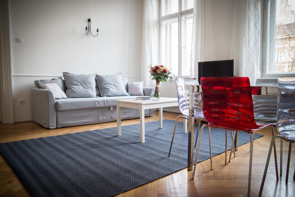 Jokai Ter Apartment Budapest Bagian luar foto
